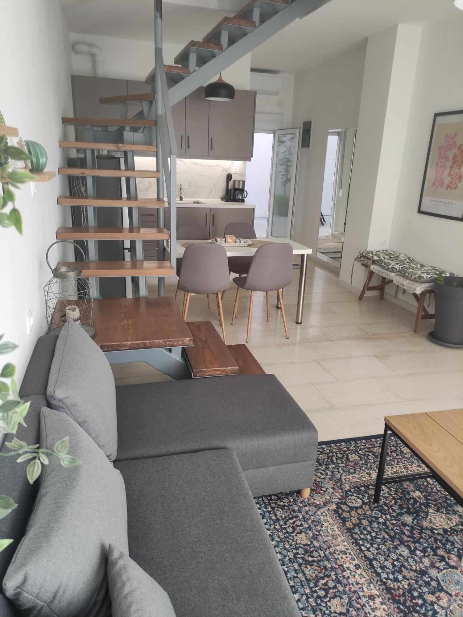 Central Maisonette Golos Dış mekan fotoğraf